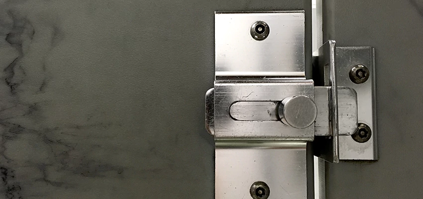 Fix A Room Door Lock in Fruitridge Pocket, CA