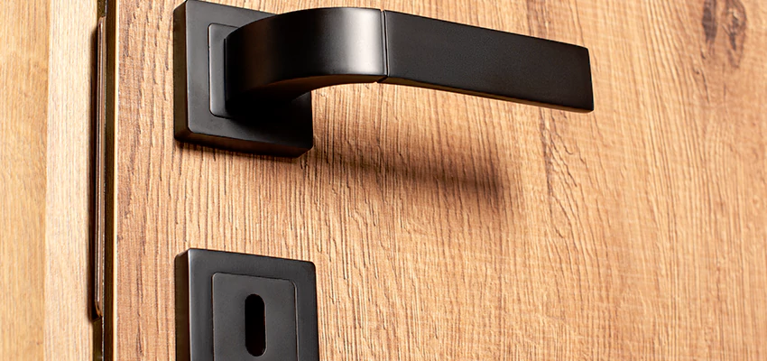 Weekend Lockout Assistance Troubleshooting in Fruitridge Pocket, California