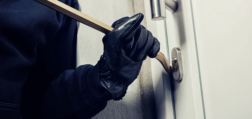 Burglar Damage Door Sensors Repair in Fruitridge Pocket, CA