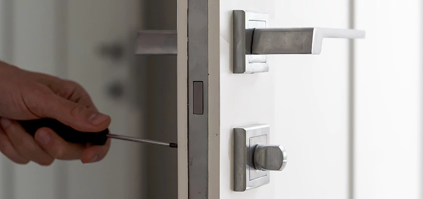 Automotive Lock Installation in Fruitridge Pocket, CA